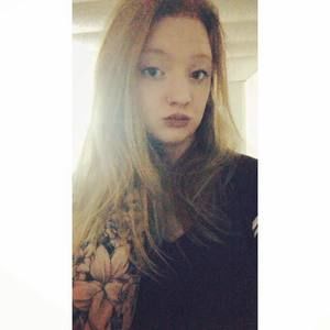 Meet your Posher, Cassandra